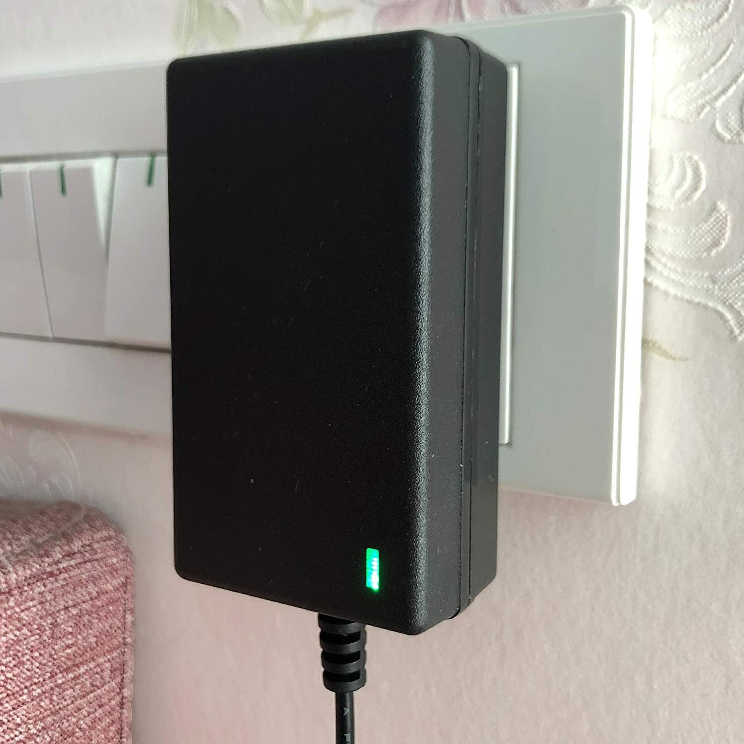 12-Volt Electric Battery Charger with Round Plug for Ride-On Toys Trend Times 1