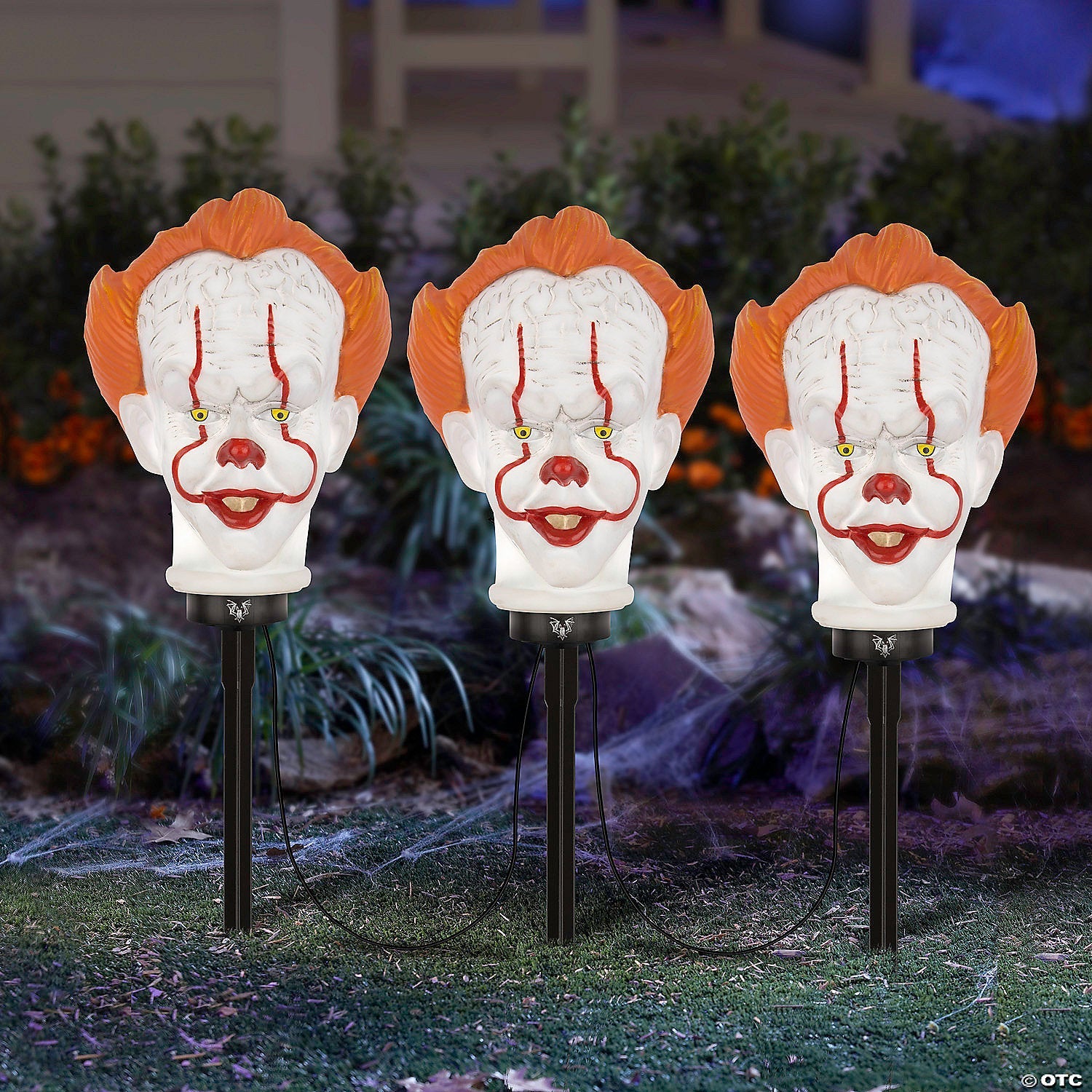 18" Pennywise the Clown Halloween Pathway Yard Stakes with Sound - Trend Times Toy Stores