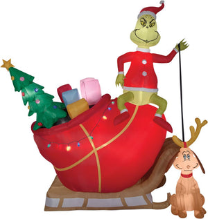 airblown-grinch-max-in-sled-costume-22.png