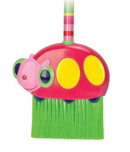 bollie-ladybug-kids-broom-melissa-and-doug-41.png