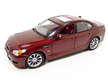 diecast-bmw-m5-sp-1-18-scale-maisto-car-35.png