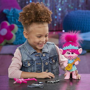 dreamworks-trolls-world-tour-pop-to-rock-poppy-singing-doll-with-2-different-45.png