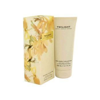 lovely-twilight-by-sarah-jessica-parker-body-lotion-6-7-oz-33.png