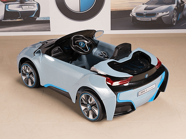 magic-cars-bmw-i8-ride-on-on-rc-car-for-children-w-leather-seat-67.png