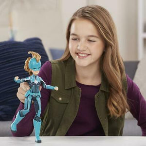 marvel-captain-marvel-starforce-super-hero-doll-with-helmet-accessory-41.png