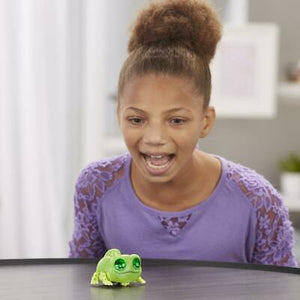 yellies-sal-e-mander-voice-activated-lizard-pet-toy-40.png