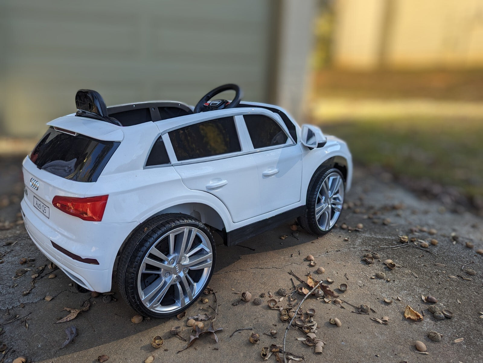 12V Audi TT RS Electric Ride-On Car for Kids with Music Trend Times 1