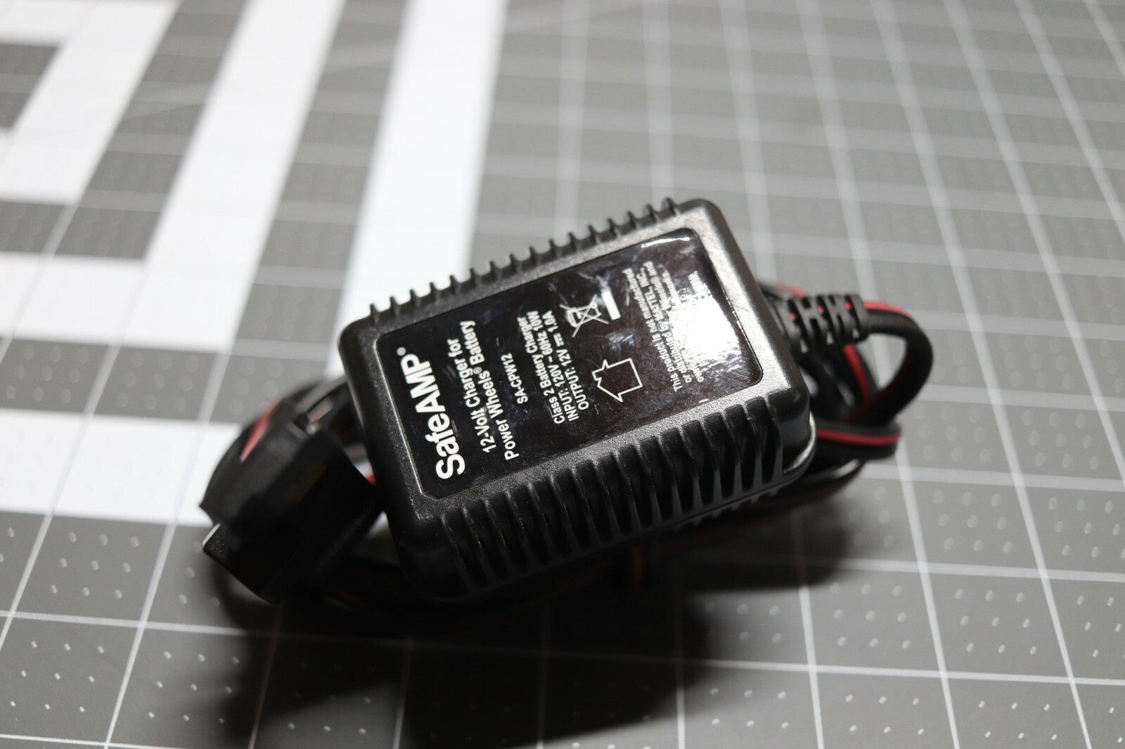 12V Gray SafeAMP Battery Charger for Power Wheels Trend Times Variant 0