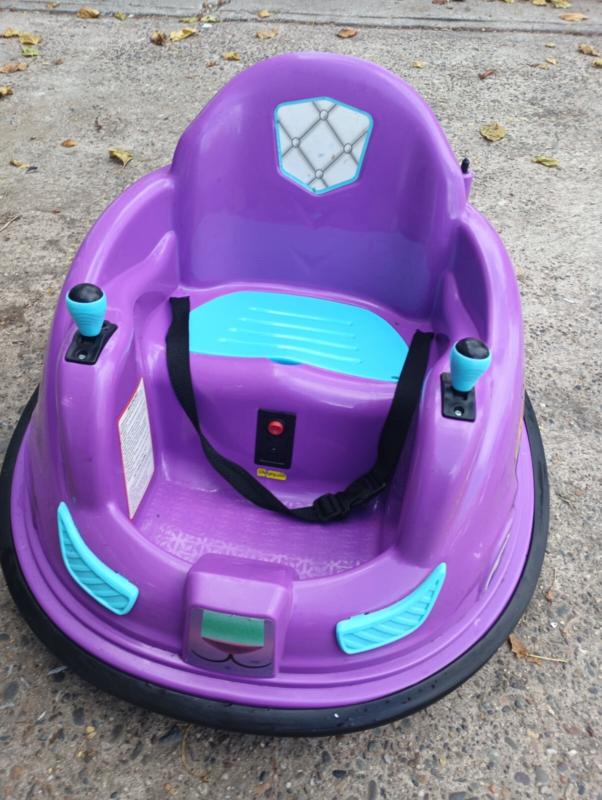 12V Electric Ride-On Bumper Car for Kids and Toddlers with Parent Remote Control and 360° Spin Trend Times 4