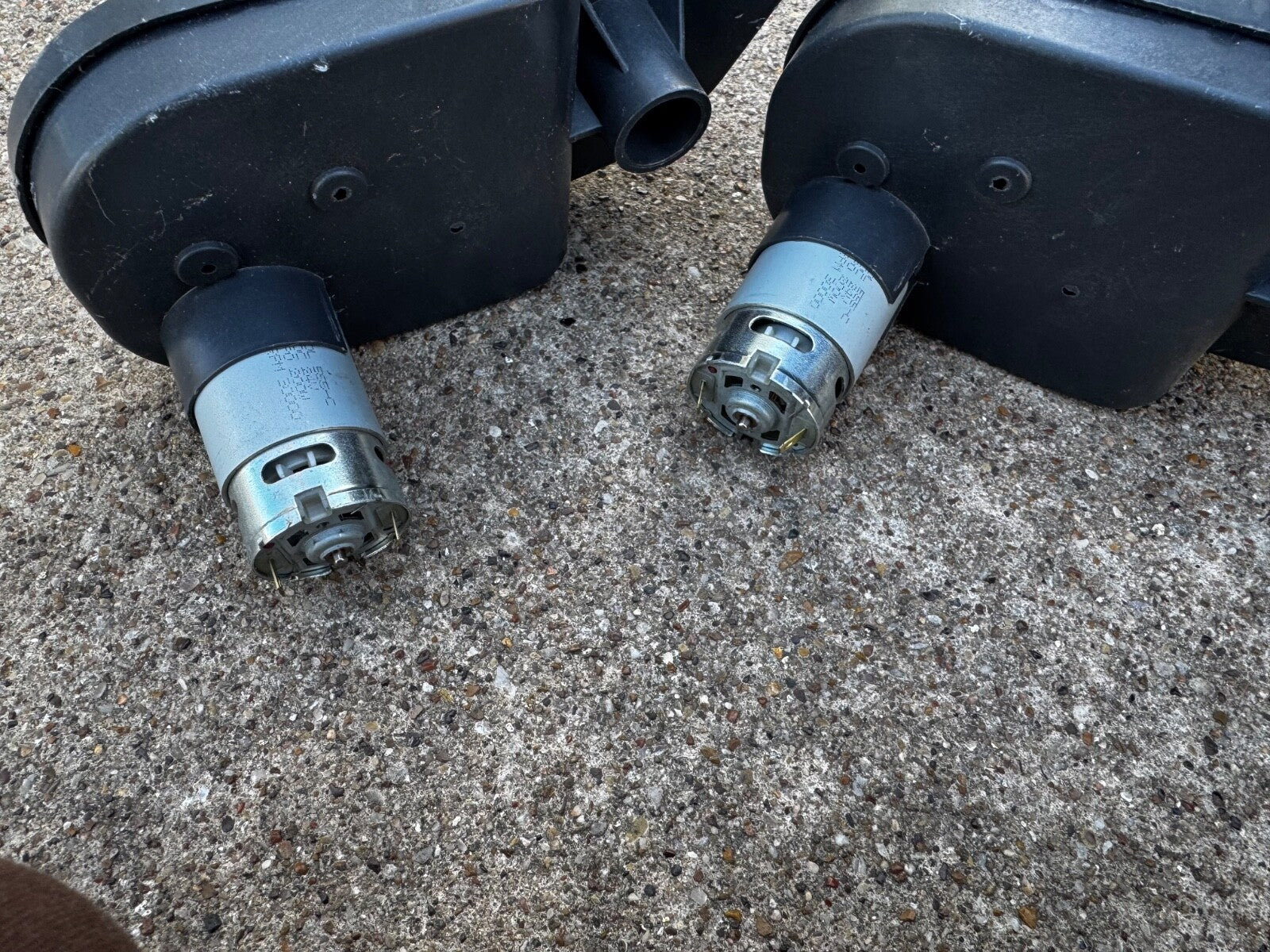 24V Gearbox Motor with 20mm Axle Hole for Kids Ride-On Cars Wheels Power Trend Times 3