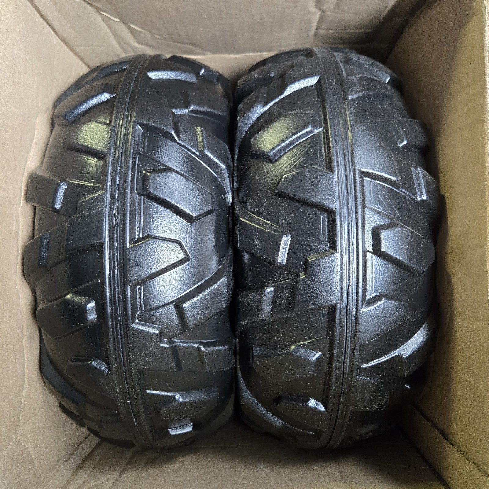 Front Wheels Pack for Peg Perego Polaris Outlaw, Set of 2 Trend Times 4