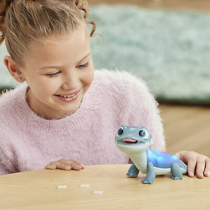 disney-frozen-fire-spirit-s-snowy-snack-salamander-toy-with-lights-inspired-38.png