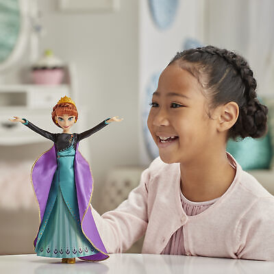 disney-frozen-musical-adventure-anna-singing-doll-sings-some-things-never-69.png