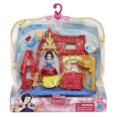 disney-princess-cottage-kitchen-and-snow-white-doll-royal-clips-fashion-38.png