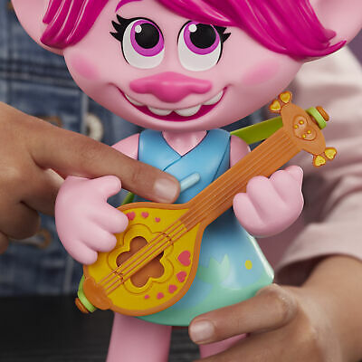dreamworks-trolls-world-tour-pop-to-rock-poppy-singing-doll-with-2-different-43.png