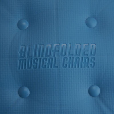 ellen-s-games-blindfolded-musical-chairs-game-ellen-degeneres-game-73.png