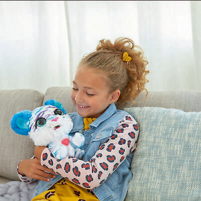 furreal-north-the-sabertooth-kitty-interactive-pet-toy-42.png