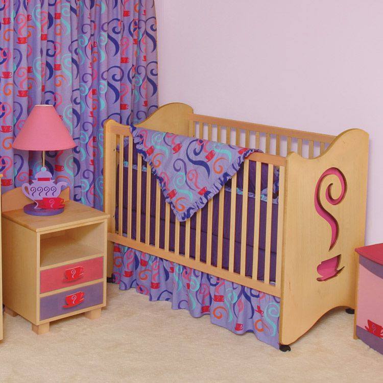 girl-teaset-crib-toddler-bed-33.png