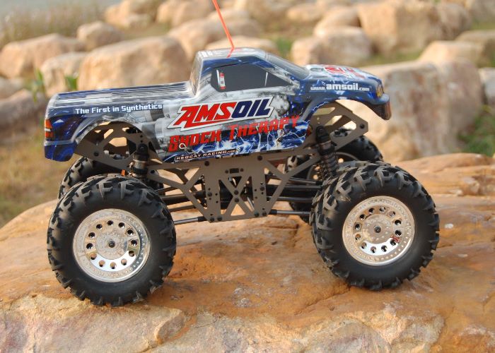 ground-pounder-remote-control-rc-monster-truck-w-anodized-aluminum-frame-95.png