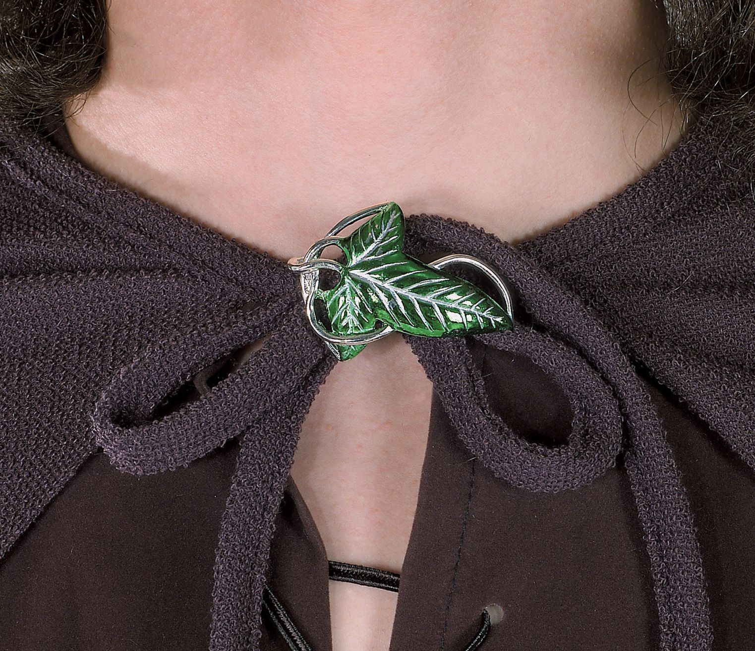 lord-of-rings-leaf-clasp-50.png