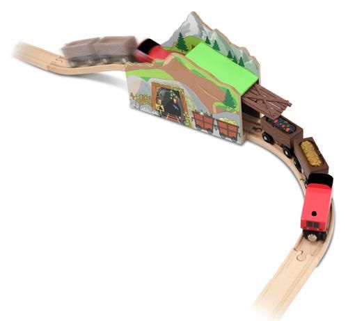 magic-mine-wooden-train-tunnel-set-melissa-and-doug-43.png