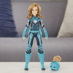 marvel-captain-marvel-starforce-super-hero-doll-with-helmet-accessory-43.png