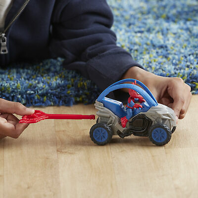 marvel-spider-man-spider-ham-6-inch-super-hero-action-figure-and-stunt-vehicle-38.png