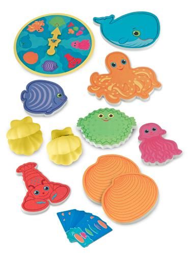 seafood-sandwich-stacking-game-pool-toy-melissa-and-doug-43.png