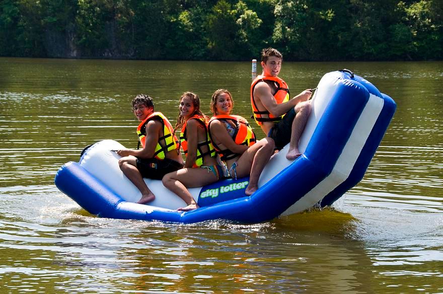 sky-totter-water-teeter-totter-for-lakes-rivers-pools-and-more-33.png