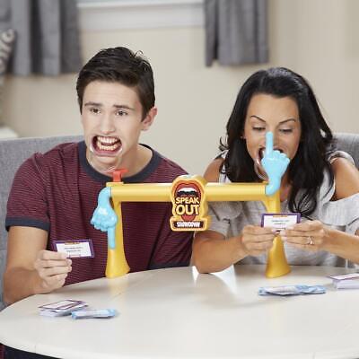 speak-out-showdown-the-electronic-mouthpiece-challenge-game-from-hasbro-gaming-45.png