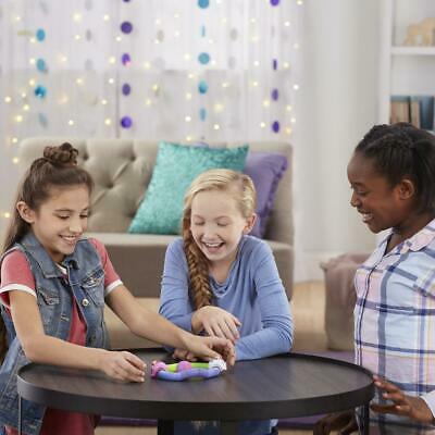 zoops-electronic-twisting-zooming-climbing-toy-rainbow-unicorn-pet-toy-43.png